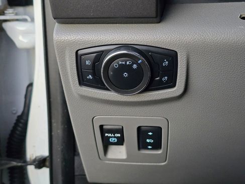 Used 2018 Ford F150 XLT w/ Equipment Group 301A Mid image 23