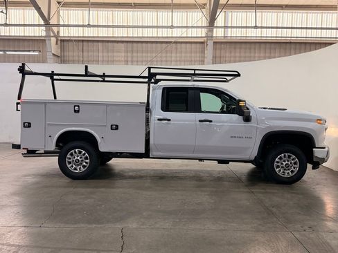 New 2026 Chevrolet Silverado 2500 W/T w/ WT Convenience Package image 9