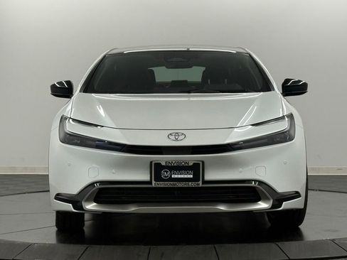 New 2026 Toyota Prius Plug-In Hybrid image 3