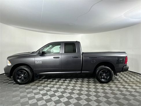 Used 2017 RAM 1500 Express image 10