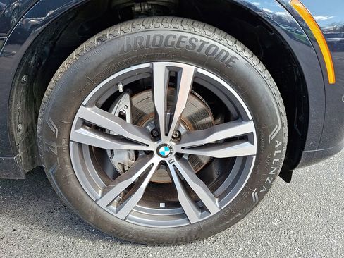 Used 2025 BMW X7 xDrive40i w/ M Sport Package image 8