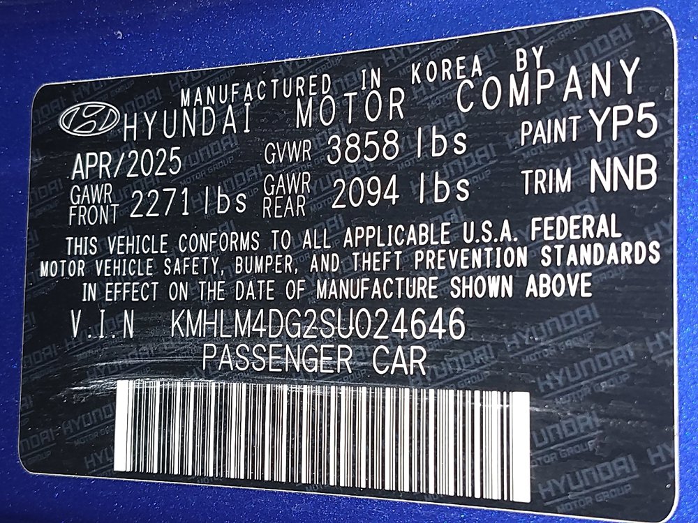 Used 2025 Hyundai Elantra Sport FWD image 33