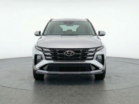 Used 2025 Hyundai Tucson SEL image 2