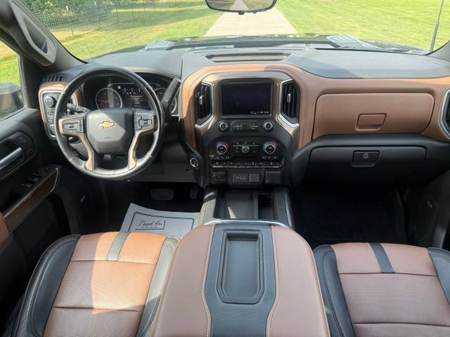 Used 2021 Chevrolet Silverado 2500 High Country w/ Technology Package AWD/4WD image 15