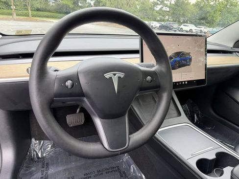 Used 2023 Tesla Model 3 Standard Range RWD image 12