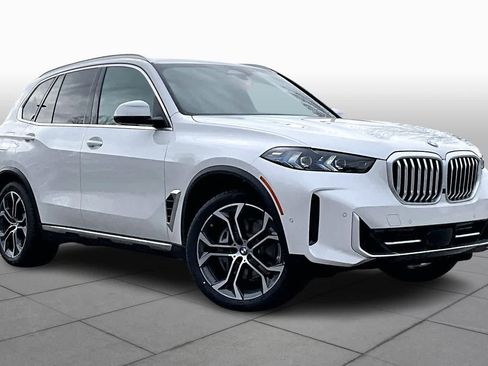 New 2026 BMW X5 xDrive40i w/ Executive Package AWD/4WD image 2