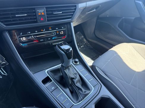 Certified 2025 Volkswagen Jetta Sport FWD image 13