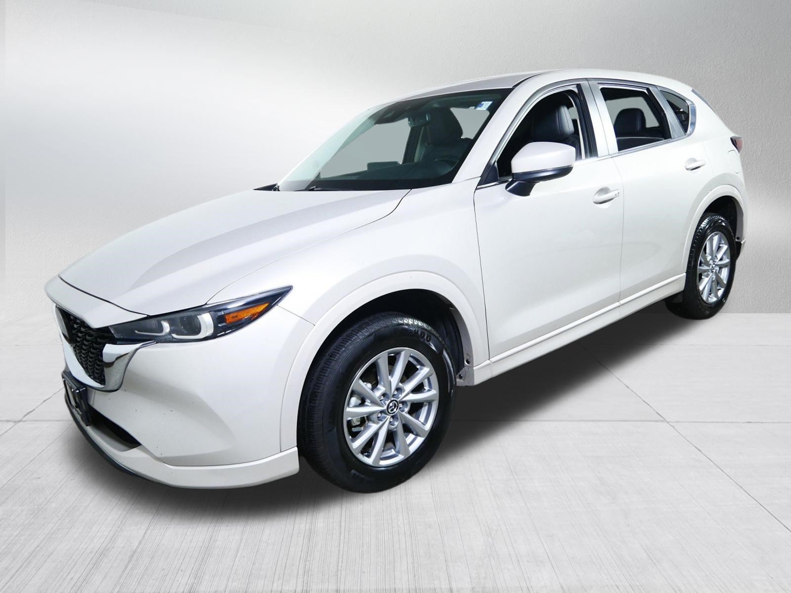 Used 2025 MAZDA CX-5 AWD 2.5 S w/ Preferred Package image 3