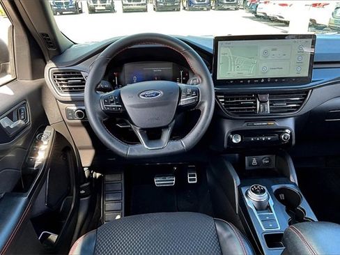 Used 2024 Ford Escape ST-Line w/ Tech Pack #1 image 8
