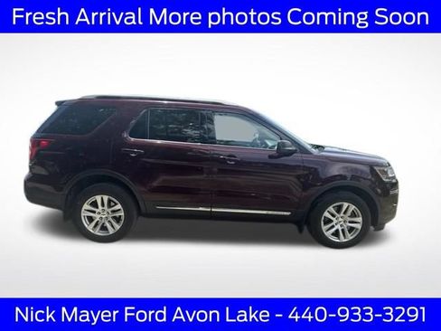 Used 2019 Ford Explorer XLT w/ Class III Trailer Tow Package AWD/4WD image 3