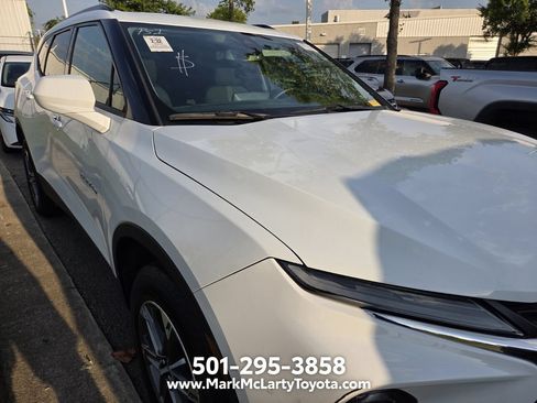 Used 2024 Chevrolet Blazer LT w/ Convenience Package FWD image 8