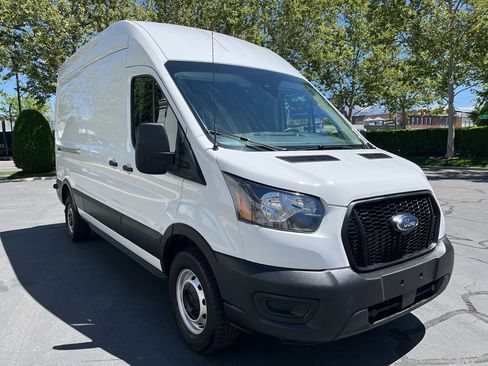 Used 2025 Ford Transit 250 148 High Roof w/ Load Area Protection Package RWD image 5