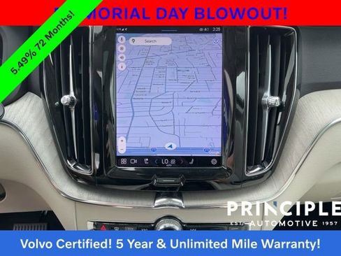Certified 2023 Volvo XC60 B5 Plus w/ Climate Package FWD image 19