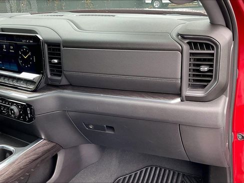 Used 2023 Chevrolet Silverado 1500 LTZ image 17