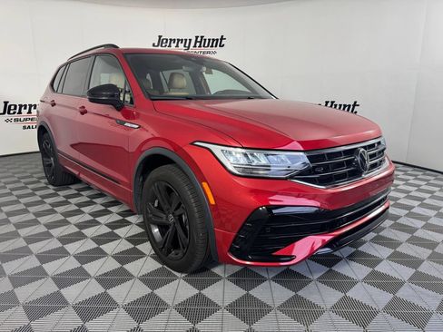 Used 2024 Volkswagen Tiguan SE R-Line FWD image 6