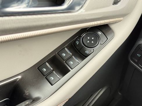 New 2026 Ford Explorer Active w/ Active Comfort Package image 26