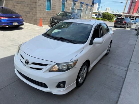 Used 2013 Toyota Corolla S FWD image 10