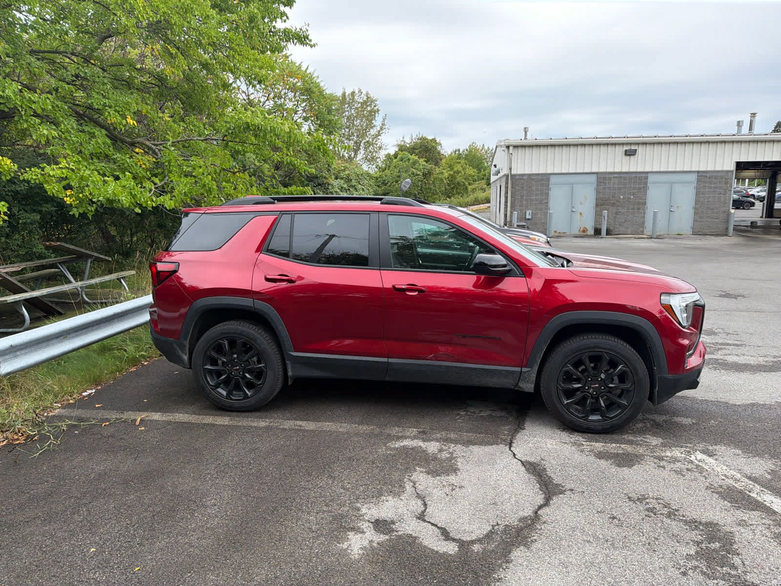 Used 2025 GMC Terrain Elevation w/ Black Edition AWD/4WD image 22