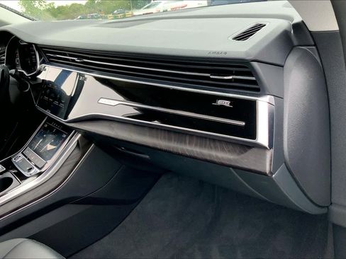 Used 2021 Audi Q8 Premium w/ Black Optic Package AWD/4WD image 16