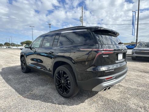 New 2026 Chevrolet Traverse LT w/ Driver Confidence Package image 5