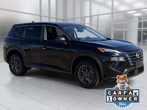 Used 2024 Nissan Rogue S image 8