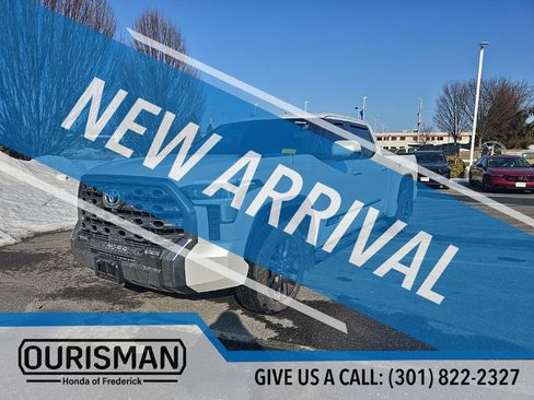 Used 2023 Toyota Tundra Platinum image 4