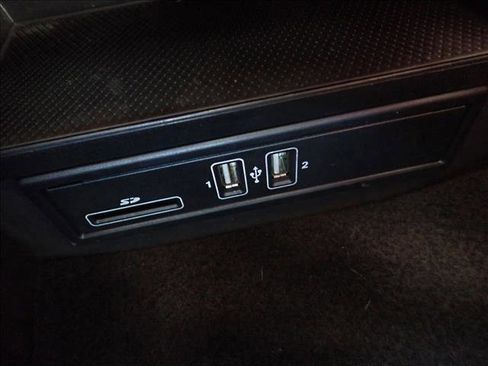 Used 2015 Mercedes-Benz C 300 4MATIC Sedan image 15