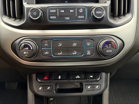 Used 2018 Chevrolet Colorado LT AWD/4WD image 51