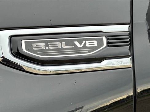 New 2026 GMC Sierra 1500 SLE image 32