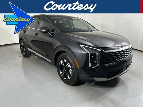 New 2026 Kia Sportage EX image 1