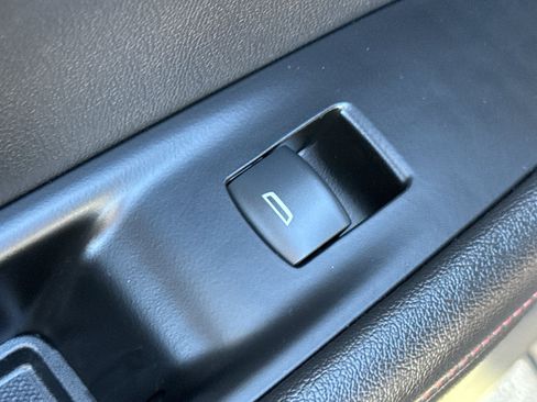 Used 2024 Chevrolet Blazer RS AWD/4WD image 31