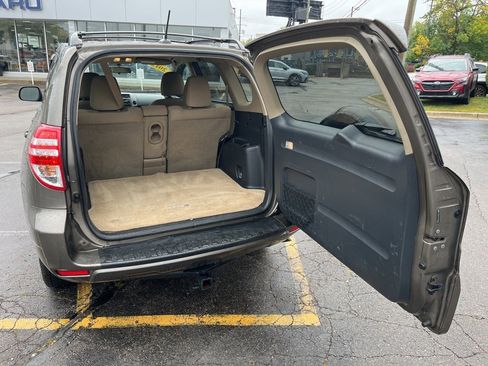 Used 2012 Toyota RAV4 4WD image 21