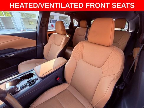Used 2025 Lexus RX 350 Premium w/ Accessory Package (Z1) FWD image 15