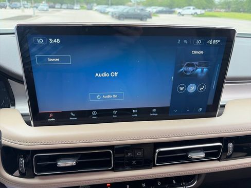 Used 2023 Lincoln Nautilus AWD w/ Premium Package image 20