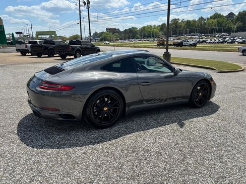 Used 2018 Porsche 911 Carrera image 12
