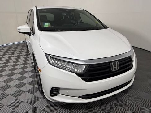 Used 2023 Honda Odyssey Touring image 8
