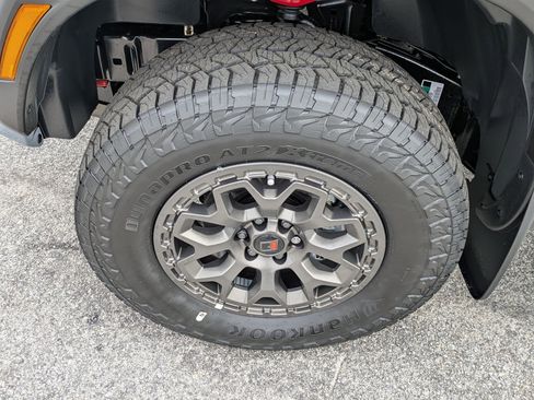 New 2026 Nissan Frontier PRO-4X w/ Pro Premium Package AWD/4WD image 11