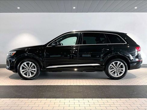 Used 2025 Audi Q7 3.0T Premium Plus AWD/4WD image 2