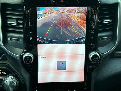 Used 2025 RAM 1500 Laramie image 19