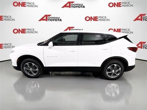 Used 2025 Chevrolet Blazer LT image 4