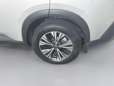 Used 2023 Nissan Rogue SV AWD/4WD image 11