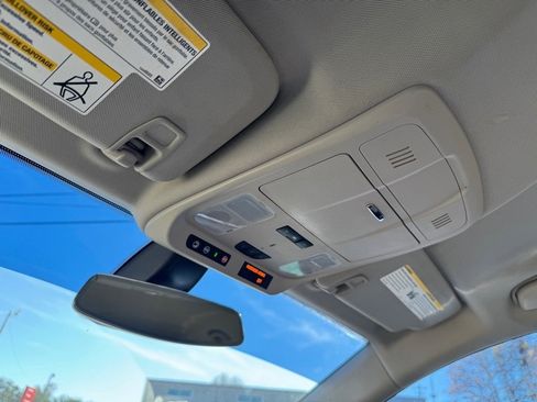 Used 2020 Buick Envision Preferred image 26