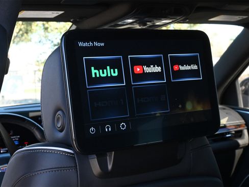 Used 2024 Cadillac Escalade Premium Luxury image 16