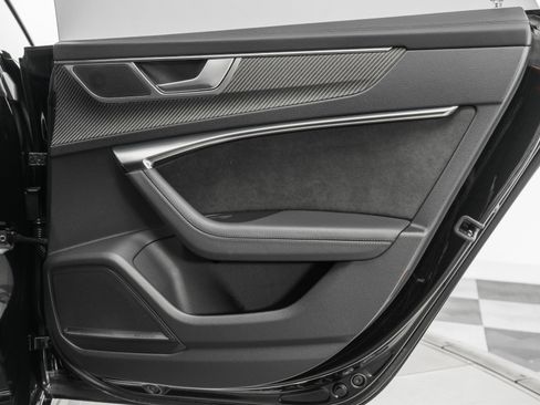 Used 2025 Audi RS 7 Performance image 40