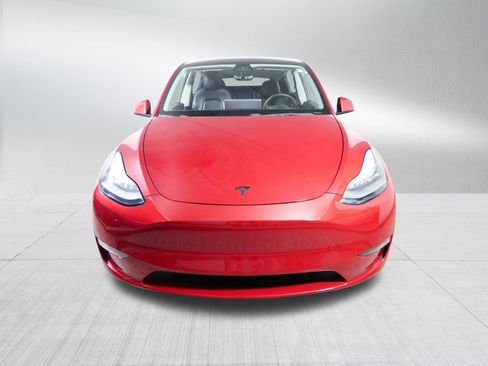 Used 2021 Tesla Model Y Long Range AWD/4WD image 2