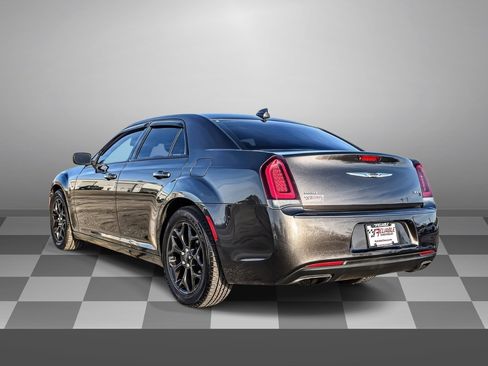 Used 2020 Chrysler 300 S image 3