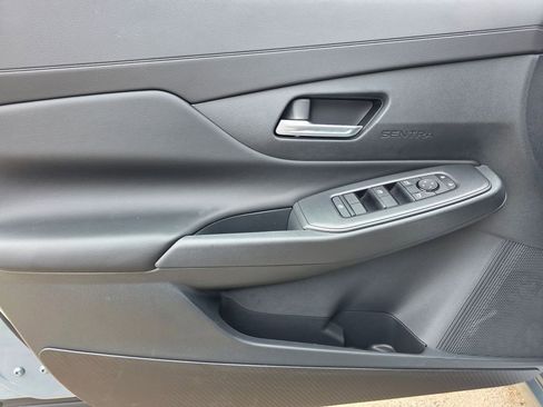 New 2026 Nissan Sentra SV image 12