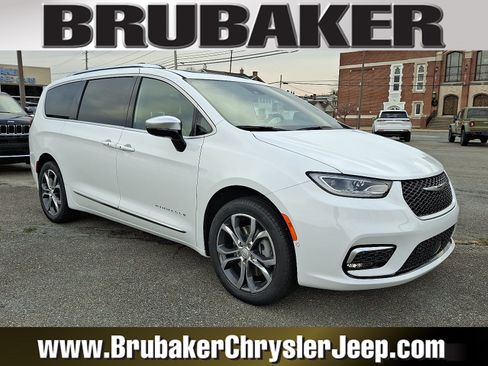 New 2026 Chrysler Pacifica Pinnacle AWD/4WD image 1