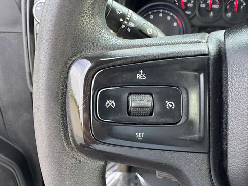 Used 2021 Chevrolet Silverado 2500 Custom w/ Custom Convenience Package AWD/4WD image 15