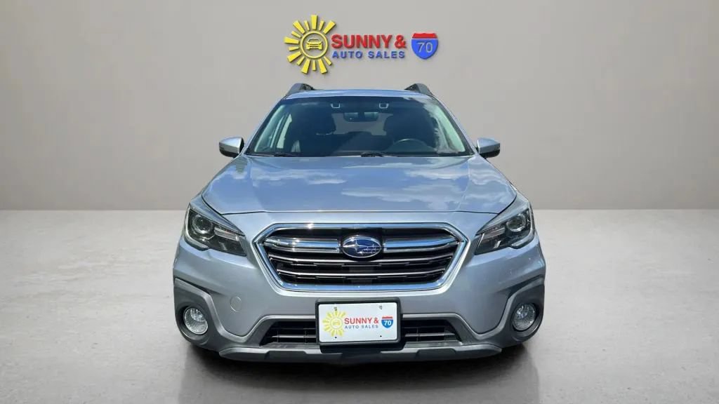 Used 2019 Subaru Outback 2.5i Limited AWD/4WD image 3